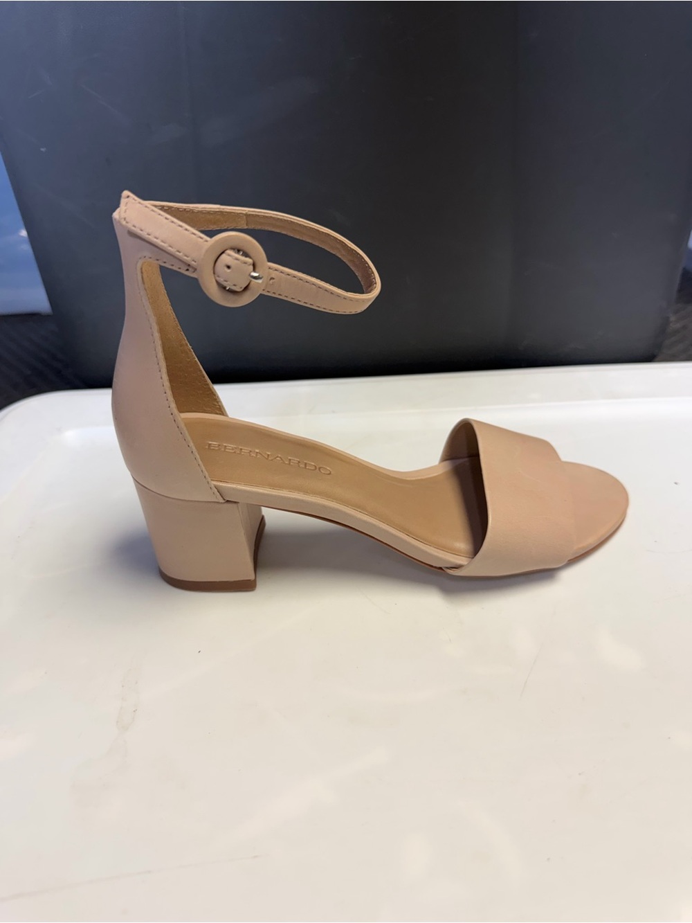 Bernardo Women's Armory Heeled Sandals Nude Leather Size 6 M US